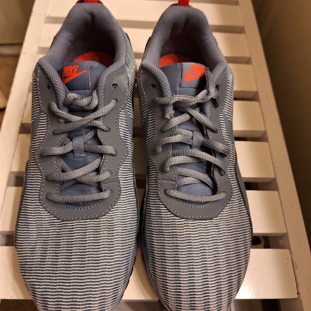 Nike!! sneakers